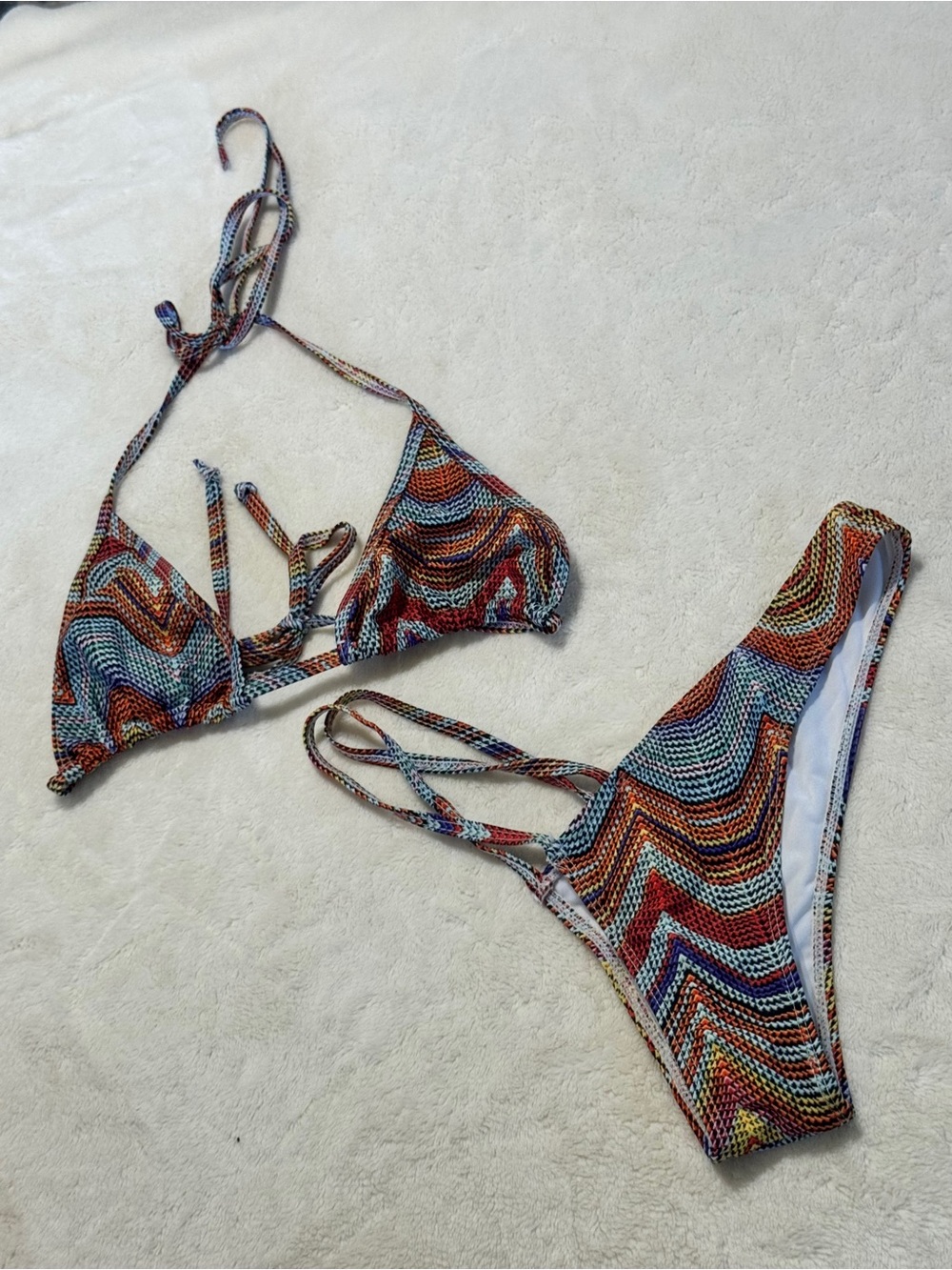 SHEIN CUT OUT BIKINI SET—SIZE SMALL